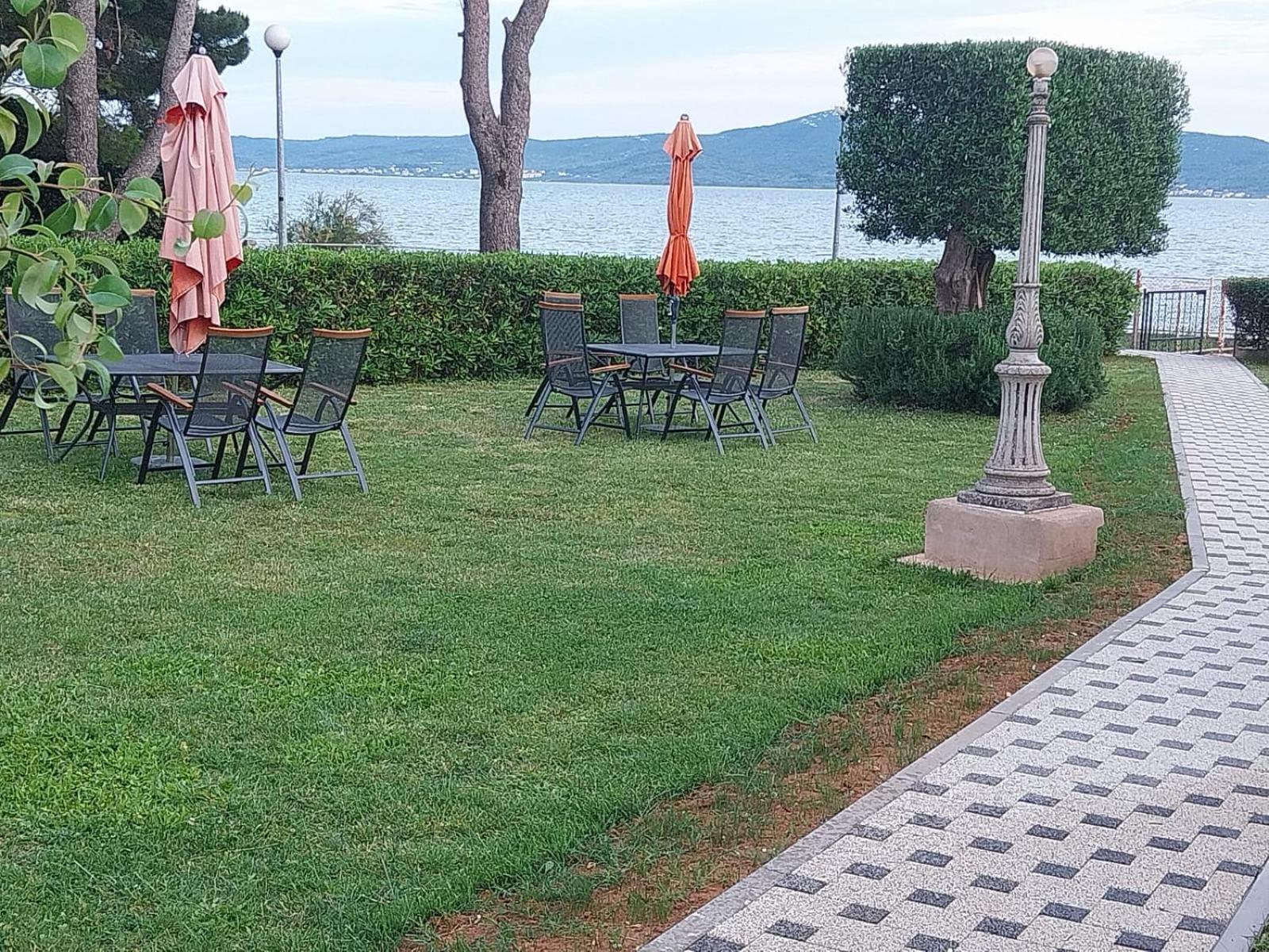 Apartments Becky On A Sandy Beach Without Crowd Sukošan Dış mekan fotoğraf